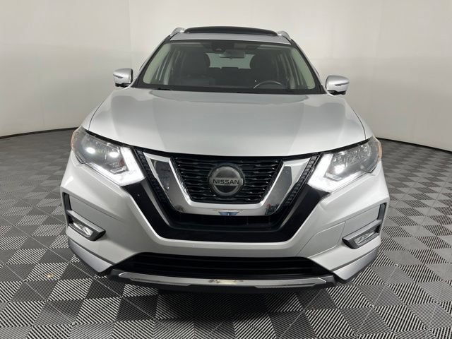 Used 2019 Nissan Rogue SV w/ Sun & Sound Touring Package FWD image 5