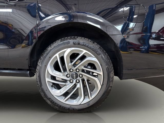 Used 2025 Lincoln Navigator L Reserve AWD/4WD image 37