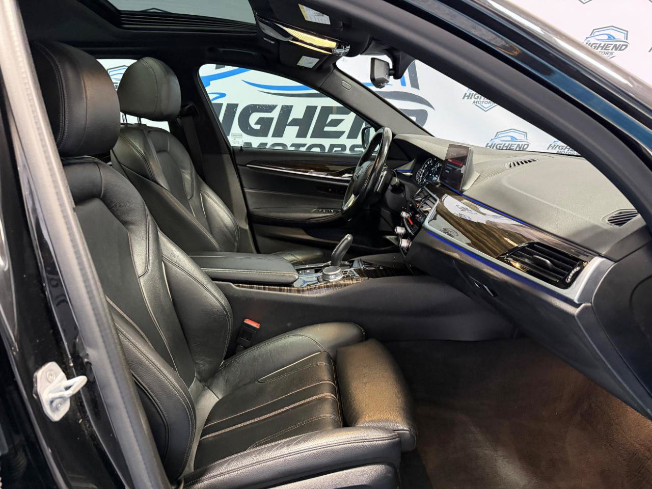 Used 2019 BMW 530i xDrive w/ Convenience Package AWD/4WD image 27