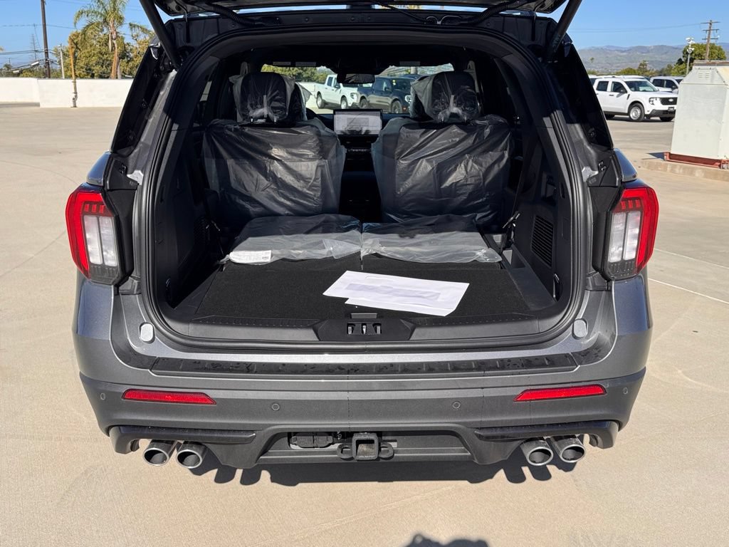 New 2026 Ford Explorer ST w/ Sun And Sound Package AWD/4WD image 13