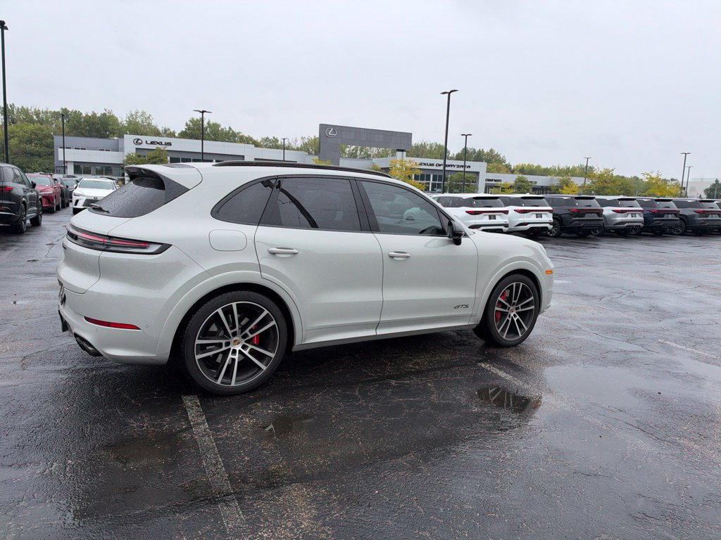 Used 2025 Porsche Cayenne GTS AWD/4WD image 20
