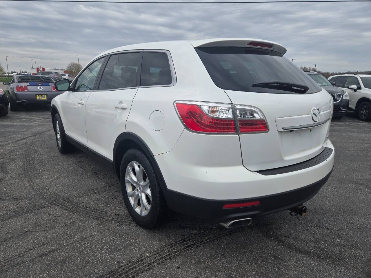 Used 2012 MAZDA CX-9 Touring w/ Moonroof & Bose Audio Pkg AWD/4WD image 5