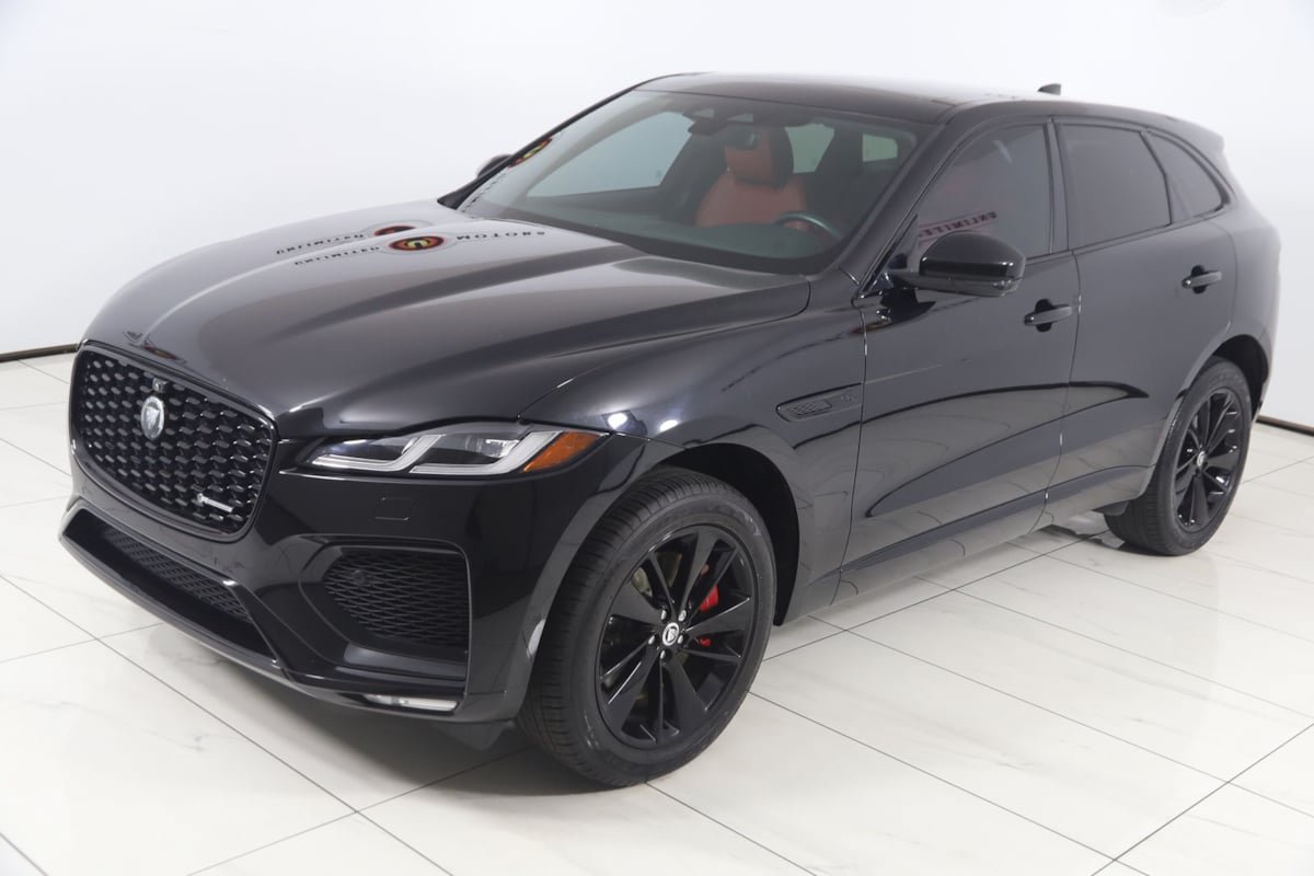 Used 2024 Jaguar F-PACE R-Dynamic S AWD/4WD image 22