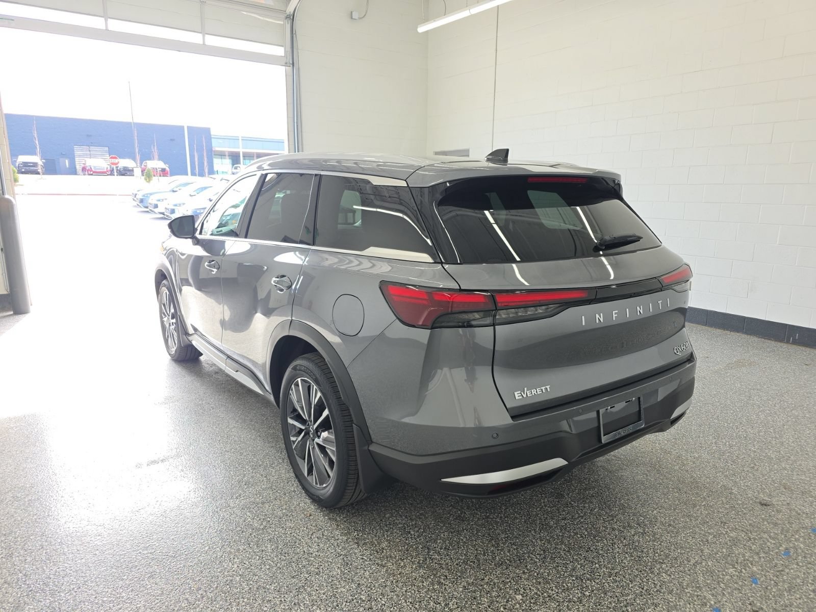 New 2026 INFINITI QX60 Luxe w/ Cargo Package AWD/4WD image 3