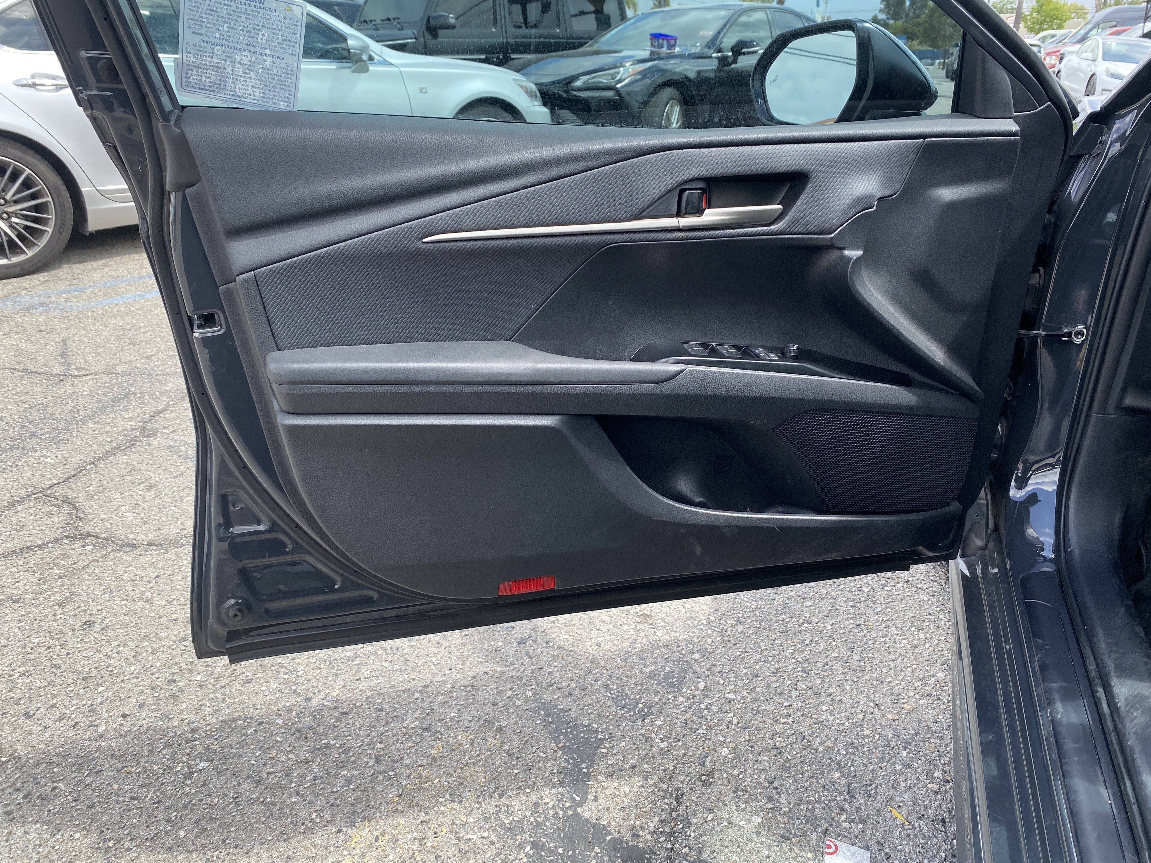 Used 2025 Toyota Camry SE w/ Multimedia Upgrade Package FWD image 15