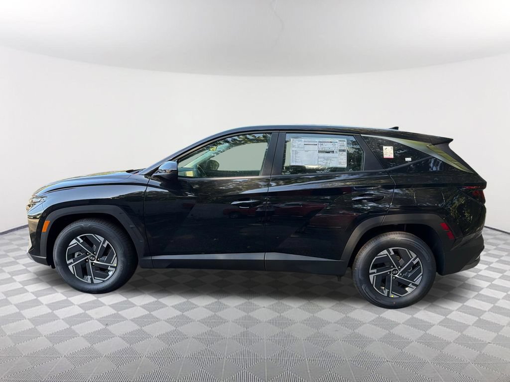 New 2026 Hyundai Tucson Blue SE FWD image 8