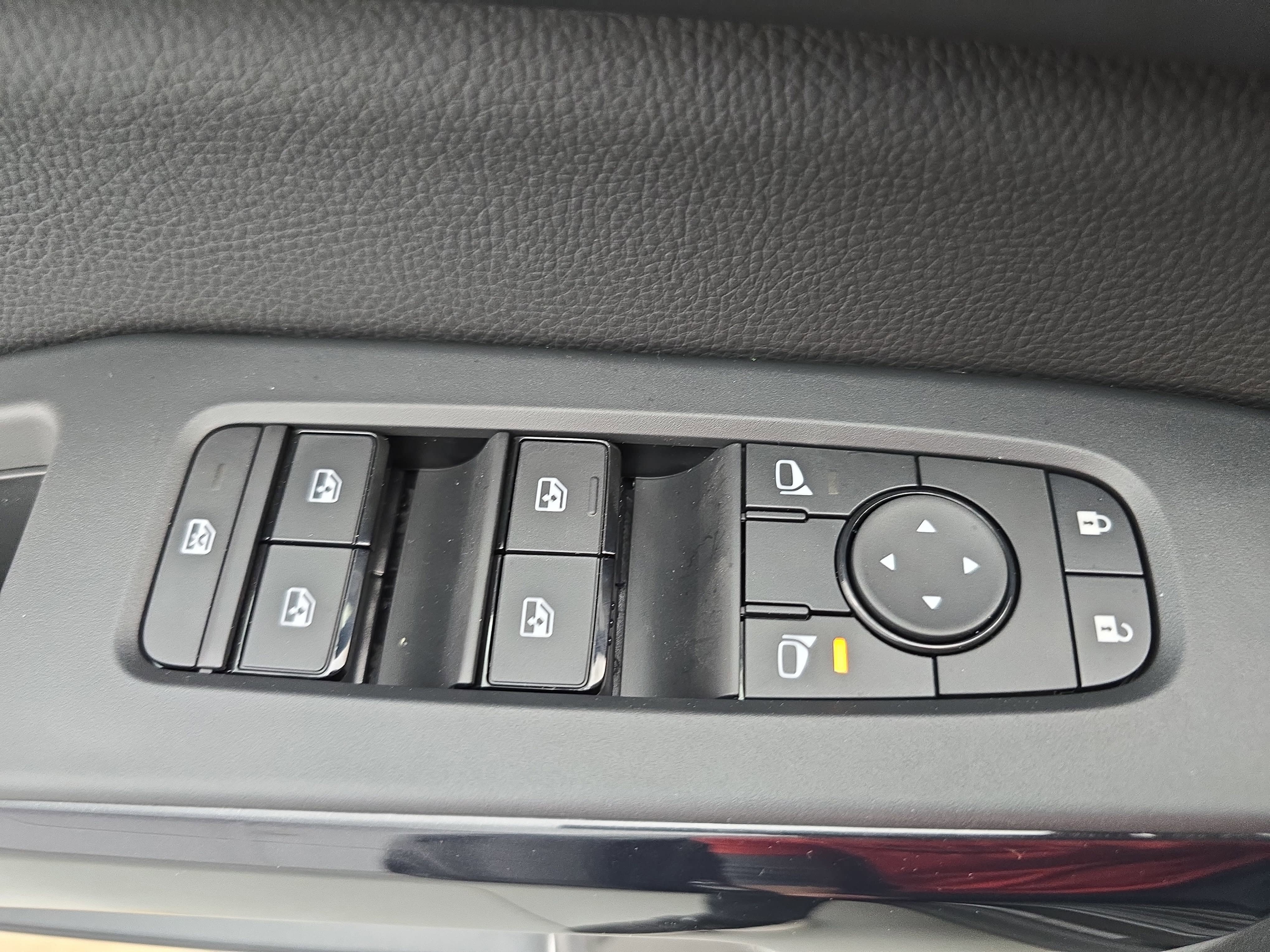 New 2026 Nissan Pathfinder SV AWD/4WD image 29