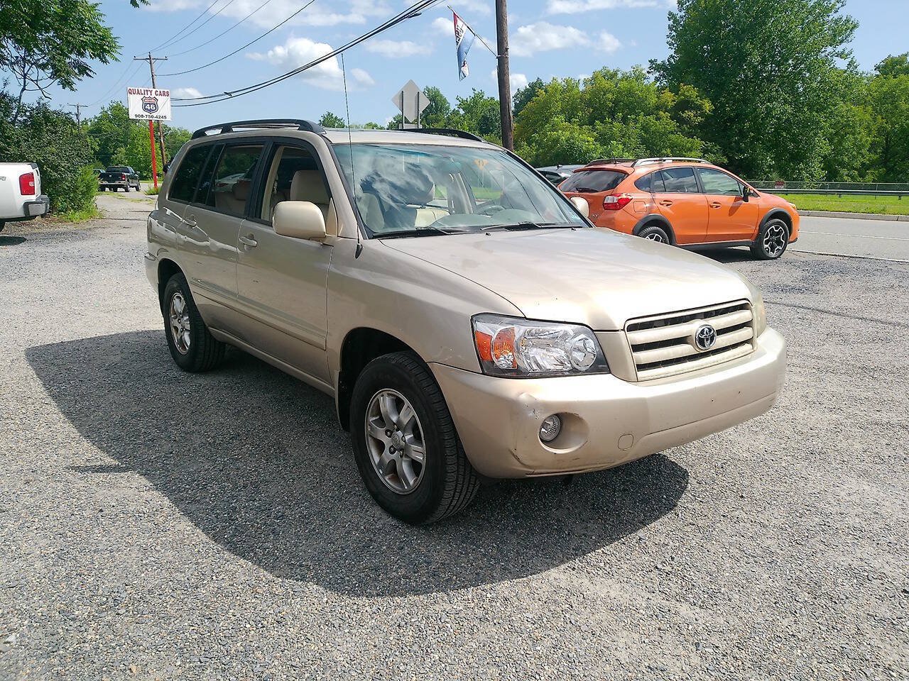 Used 2004 Toyota Highlander 4WD V6 image 3