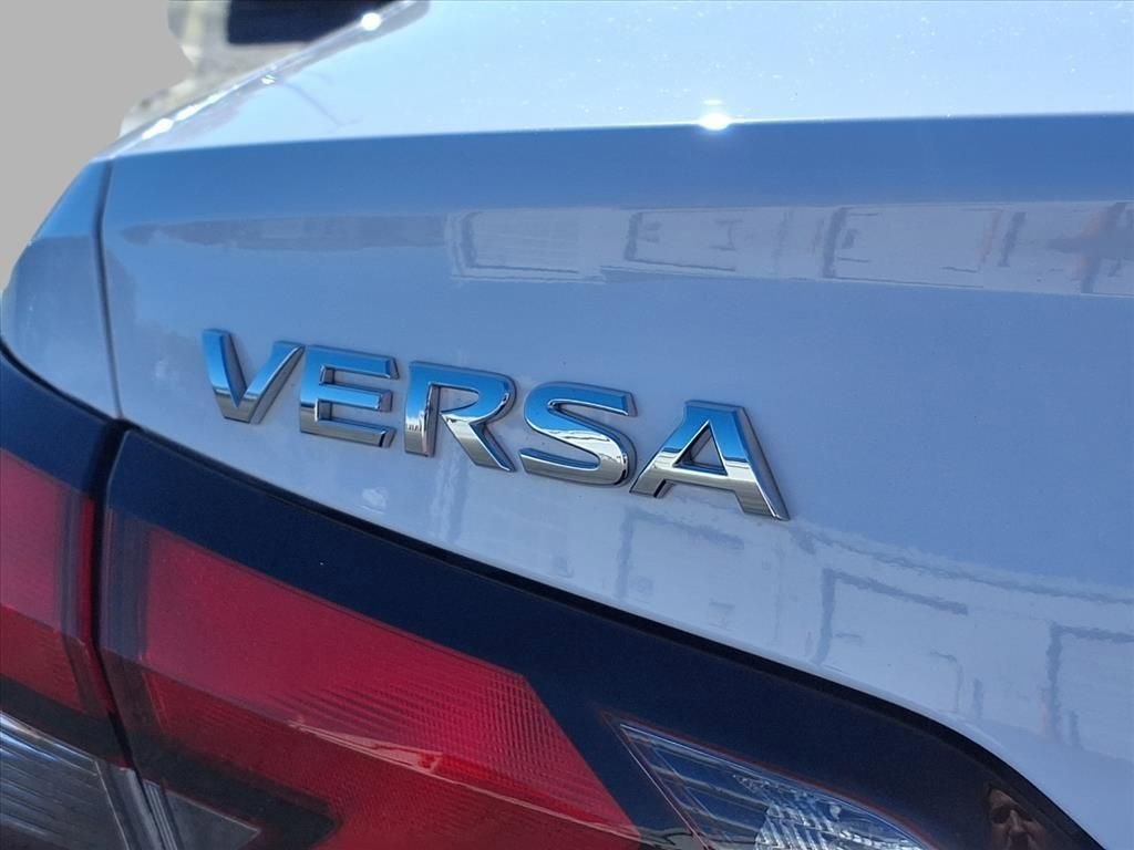 Certified 2025 Nissan Versa S w/ Trunk Package image 18