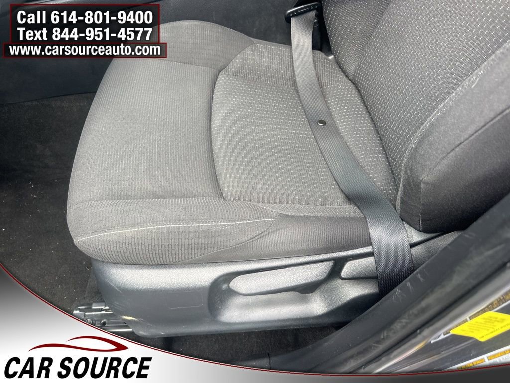 Used 2018 Toyota C-HR XLE image 9