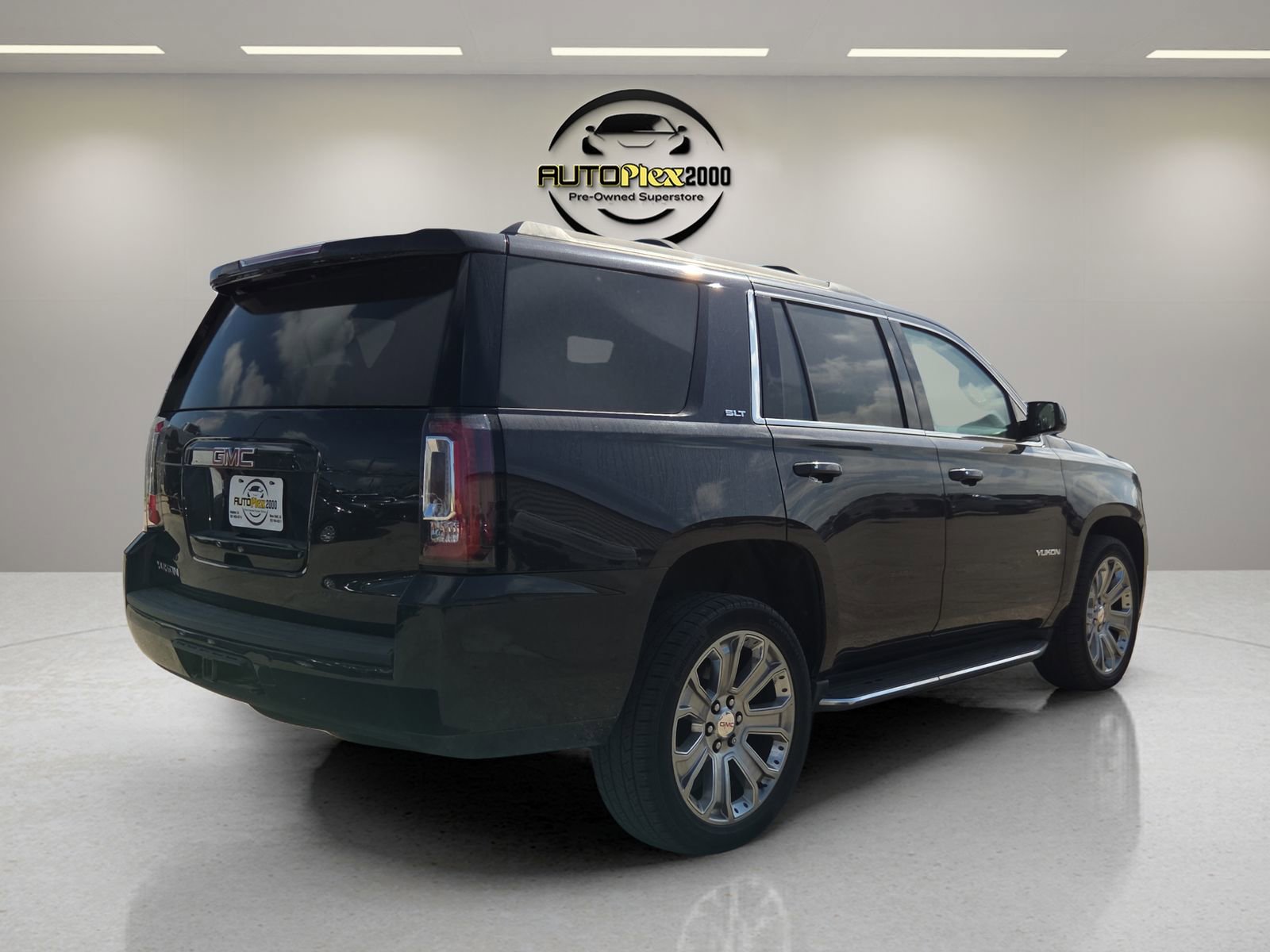 Used 2020 GMC Yukon SLT w/ Open Road Package image 7