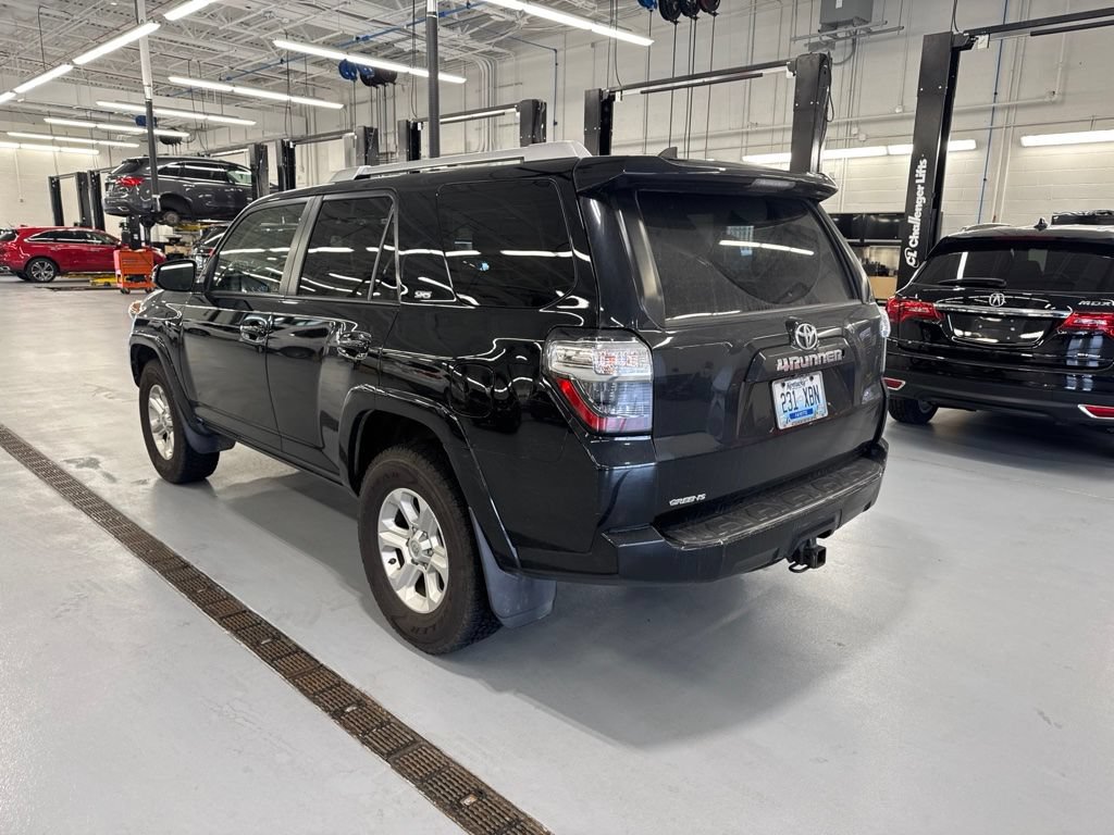 Used 2017 Toyota 4Runner SR5 Premium AWD/4WD image 7