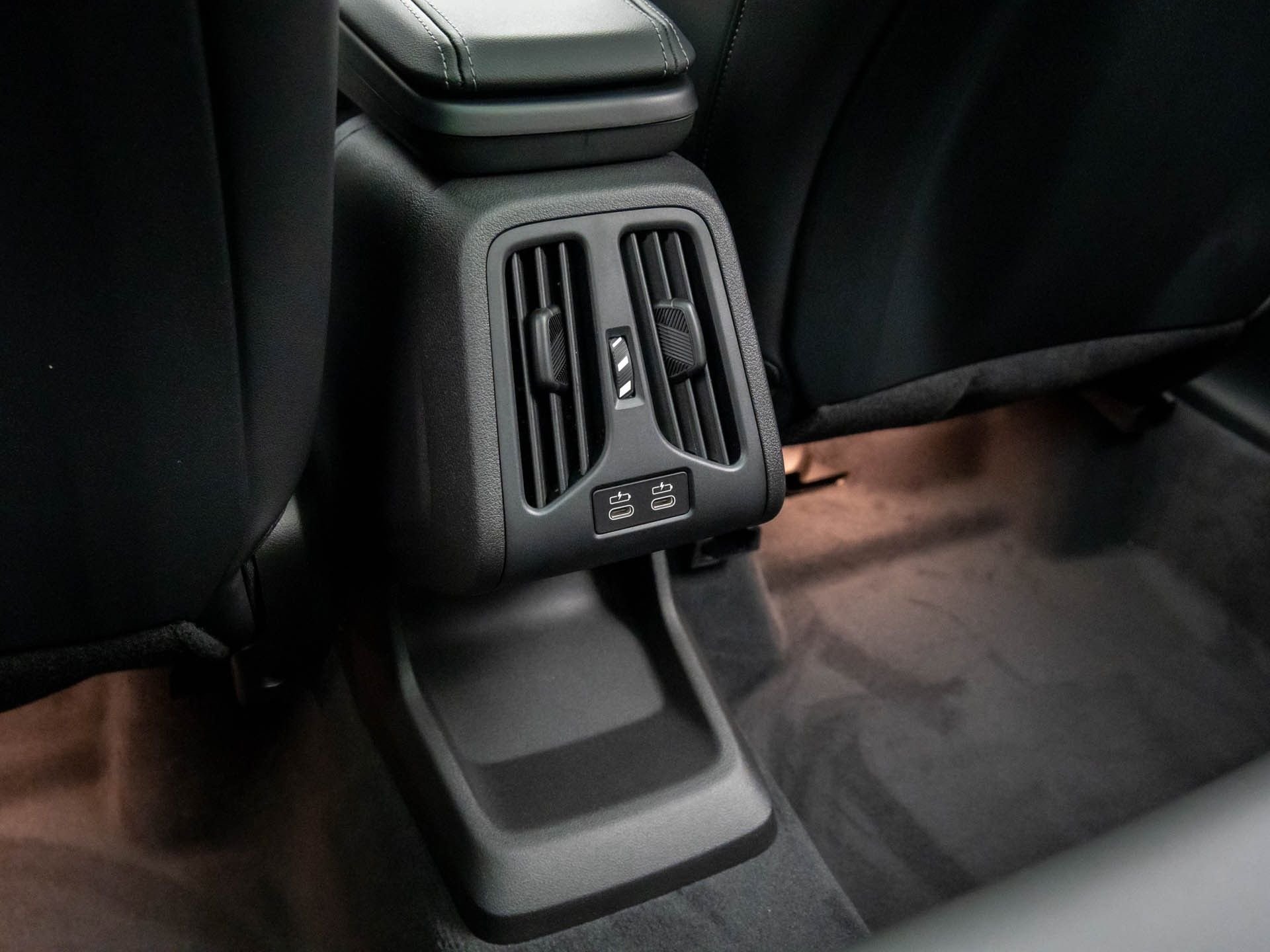New 2026 BMW X1 xDrive28i w/ Technology Package AWD/4WD image 19