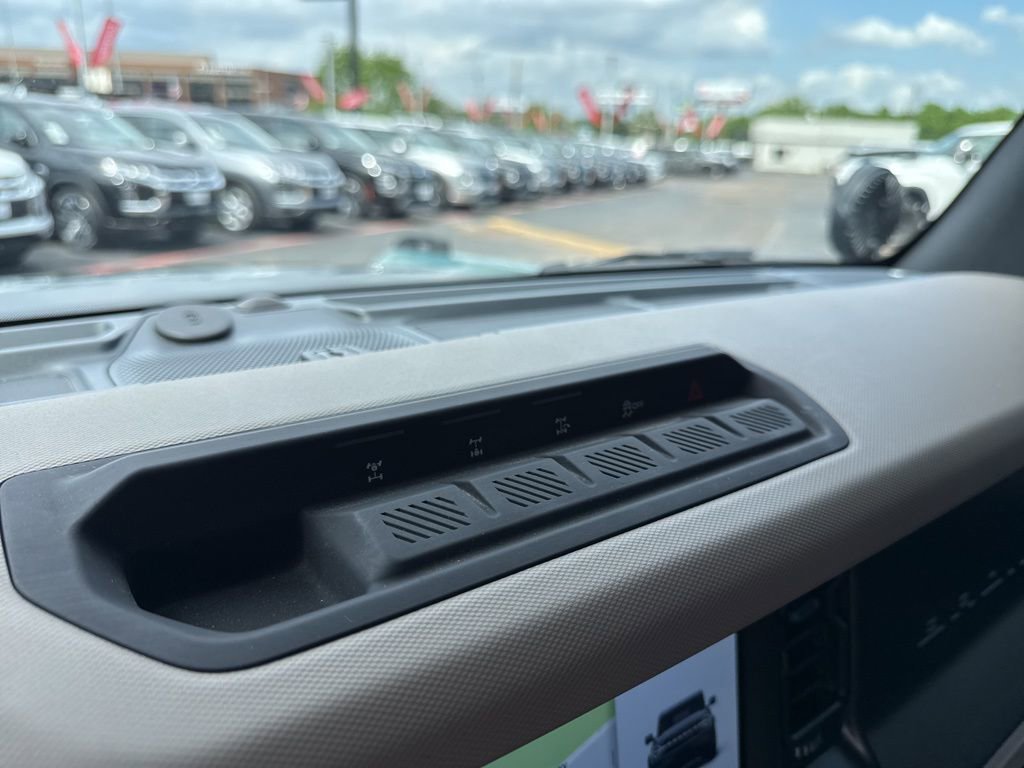 Used 2022 Ford Bronco Wildtrak image 25