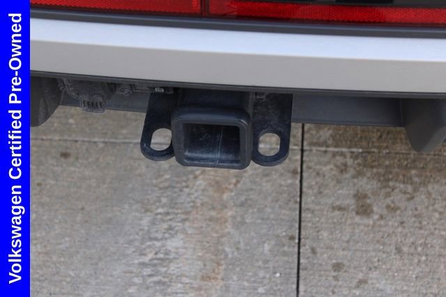 Used 2025 Volkswagen Atlas Peak Edition SE image 9