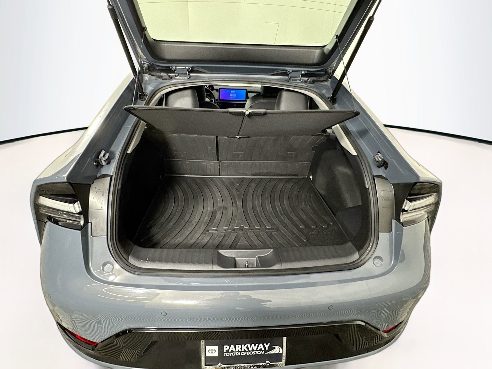 Used 2024 Toyota Prius Prime FWD image 25