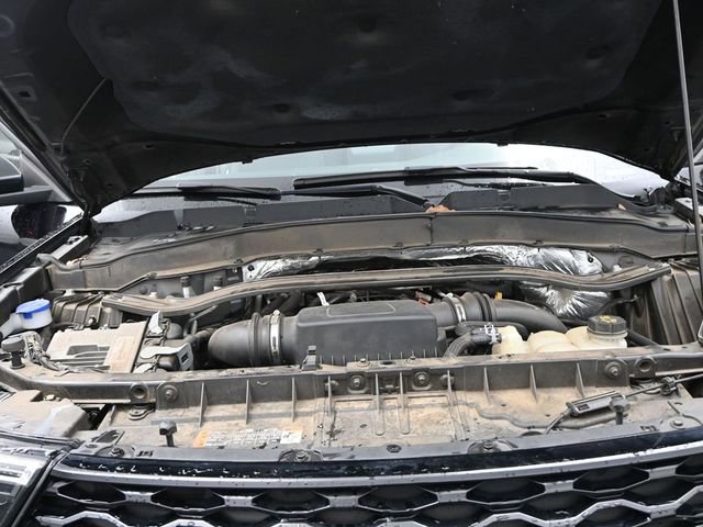 Used 2020 Ford Explorer ST w/ Premium Technology Package image 18