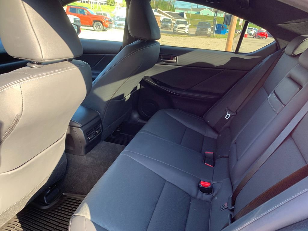 Used 2025 Lexus IS 350 F Sport w/ Navigation Package image 14