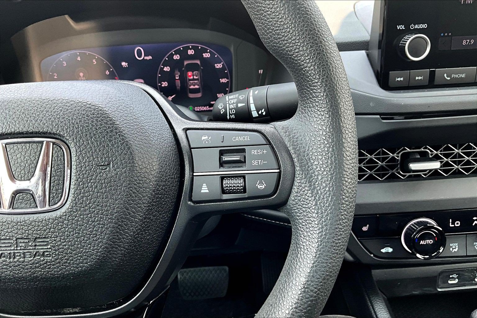 Certified 2023 Honda Accord EX image 21