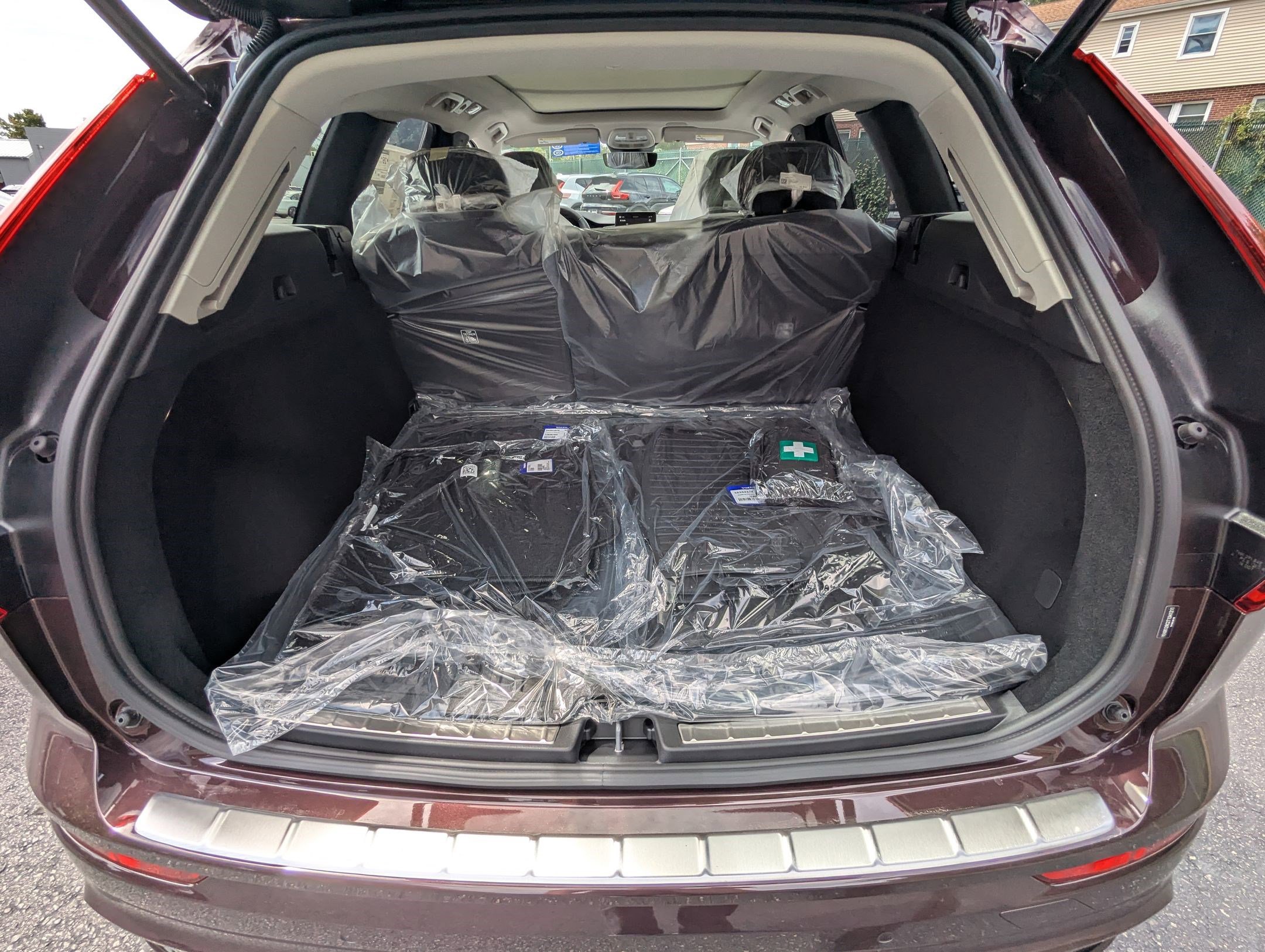 New 2026 Volvo XC60 B5 Plus w/ Protection Package Premier image 20