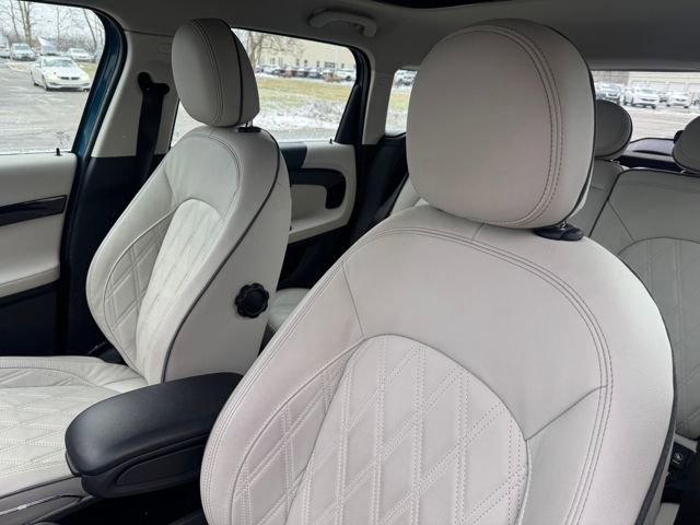 Certified 2023 MINI Cooper Countryman S w/ Signature Upholstery Package image 6