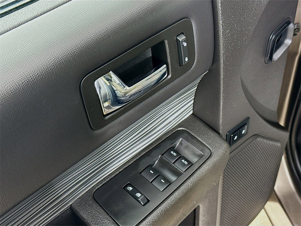 Used 2019 Ford Flex Limited w/ Limited Appearance Package image 18