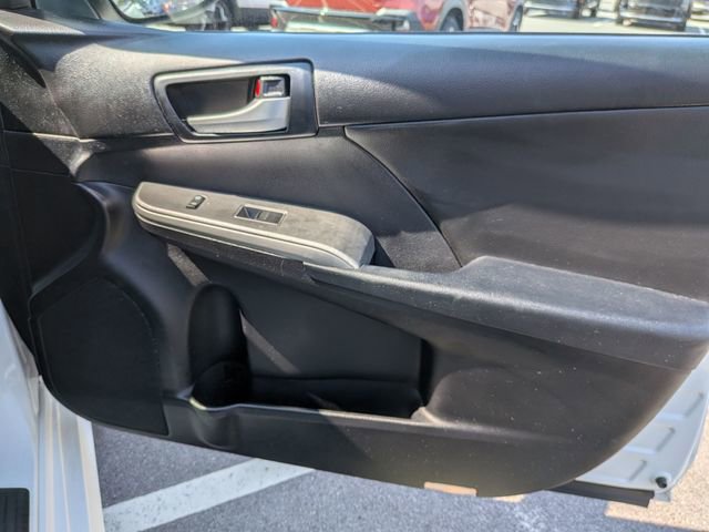 Used 2013 Toyota Camry SE image 23
