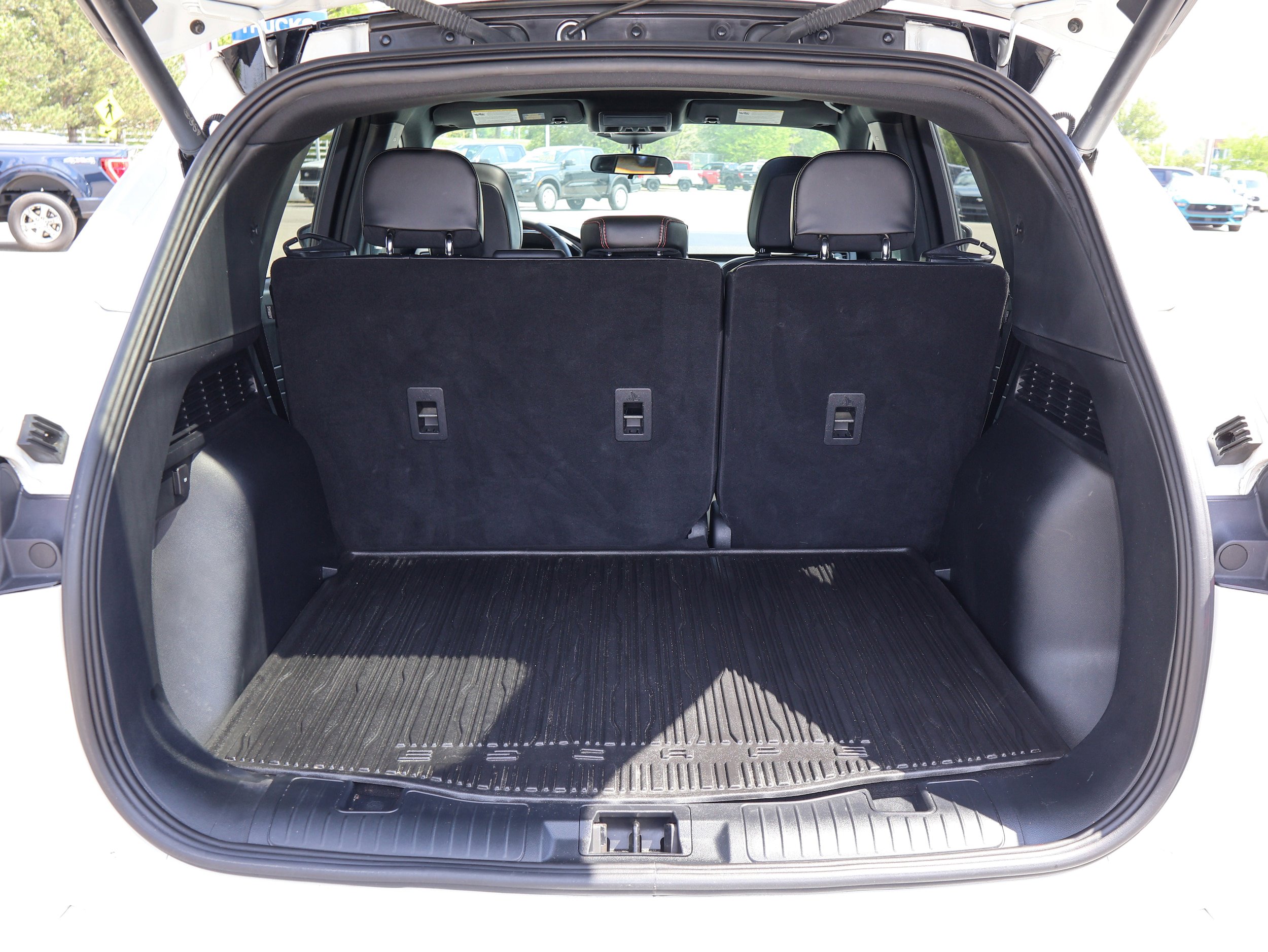 Used 2024 Ford Escape ST-Line Select w/ Tech Pack #2 AWD/4WD image 9
