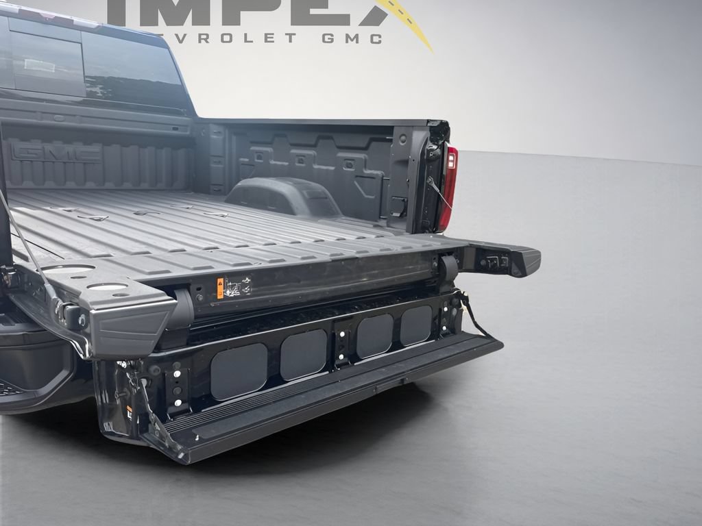 Used 2025 GMC Sierra 2500 Denali AWD/4WD image 34