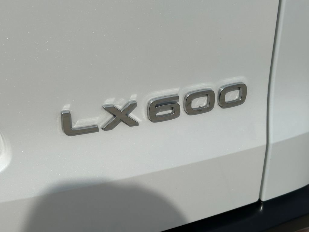 Used 2024 Lexus LX 600 F Sport image 14