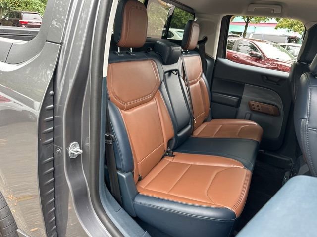 Used 2022 Ford Maverick Lariat w/ Lariat Luxury Package FWD image 16
