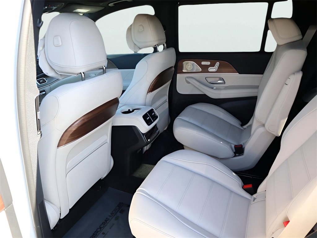 New 2026 Mercedes-Benz GLS 450 4MATIC image 27