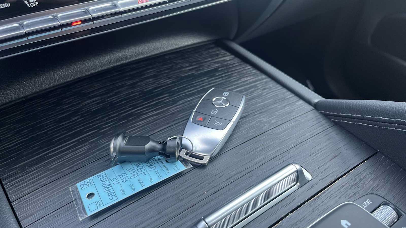 Certified 2025 Mercedes-Benz GLE 450e 4MATIC image 50