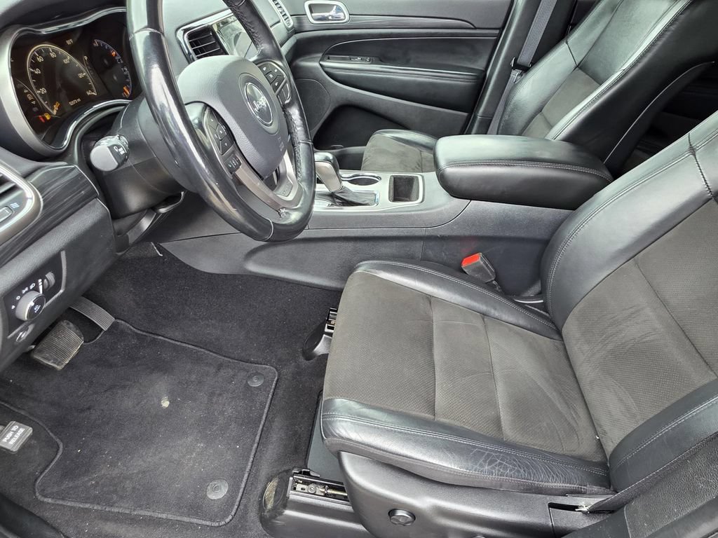 Used 2020 Jeep Grand Cherokee Altitude AWD/4WD image 8