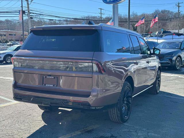 New 2026 Lincoln Navigator L Black Label image 4