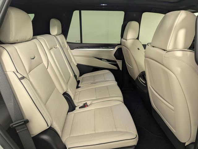 Used 2025 Cadillac Escalade Sport w/ Touring Package image 21