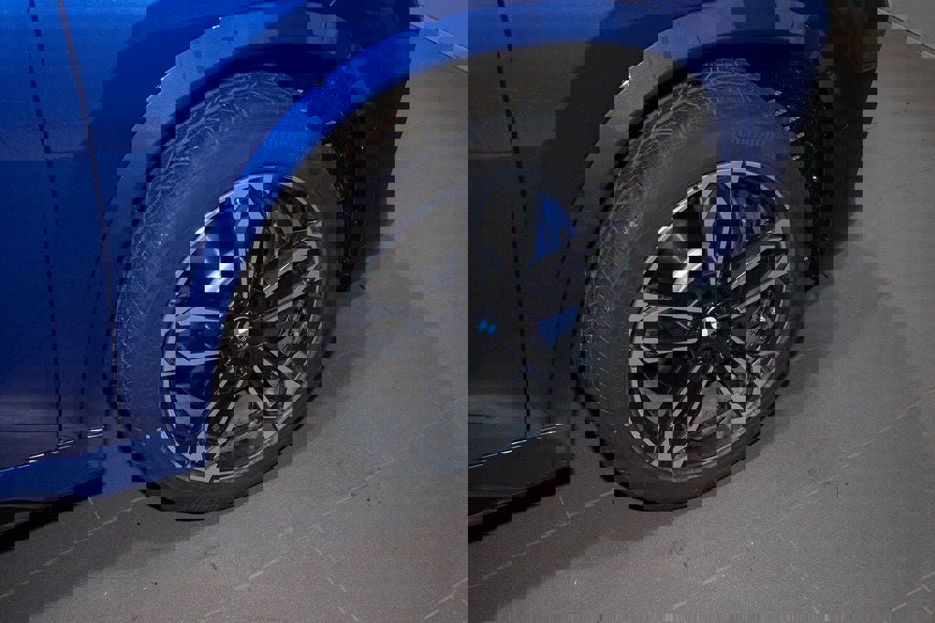 Used 2025 BMW X1 M35i w/ Premium Package image 6