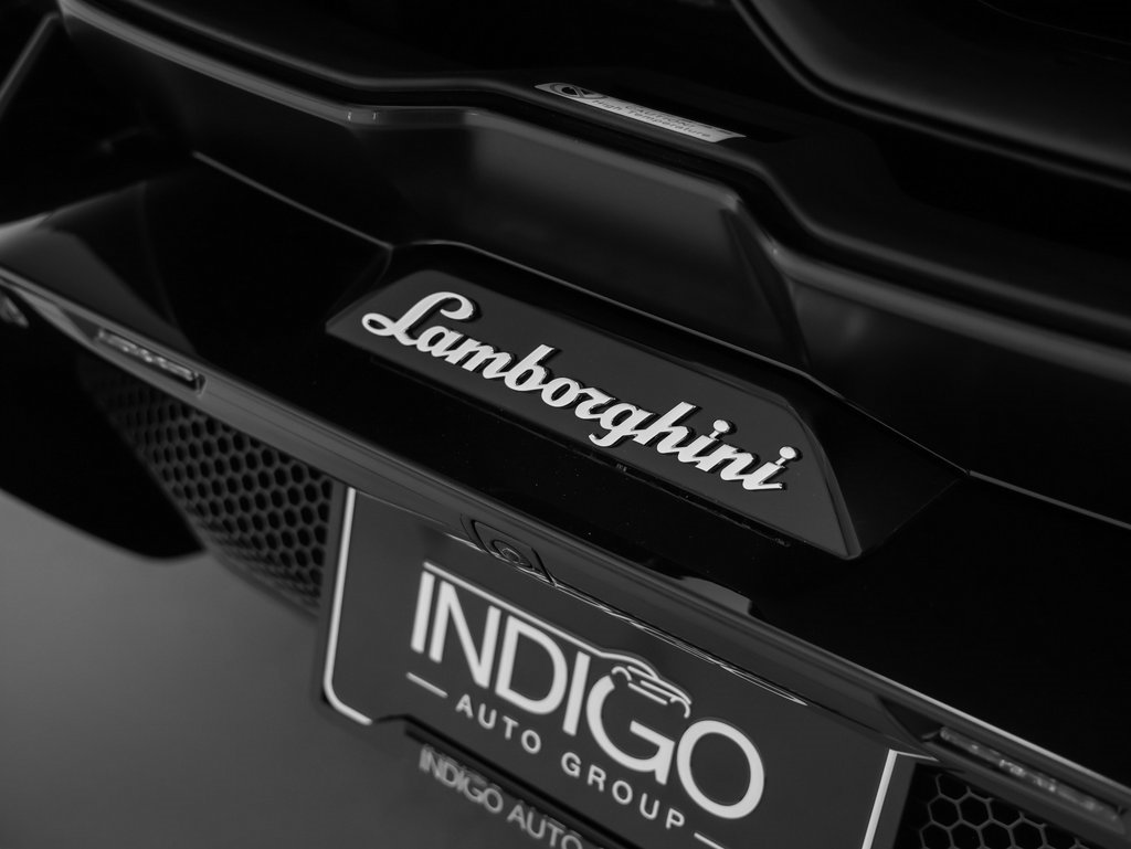 Used 2024 Lamborghini Revuelto image 37