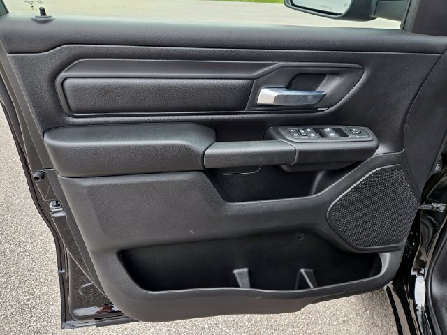 New 2026 RAM 1500 Warlock AWD/4WD image 10