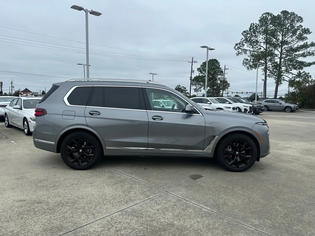 Certified 2025 BMW X7 xDrive40i image 4
