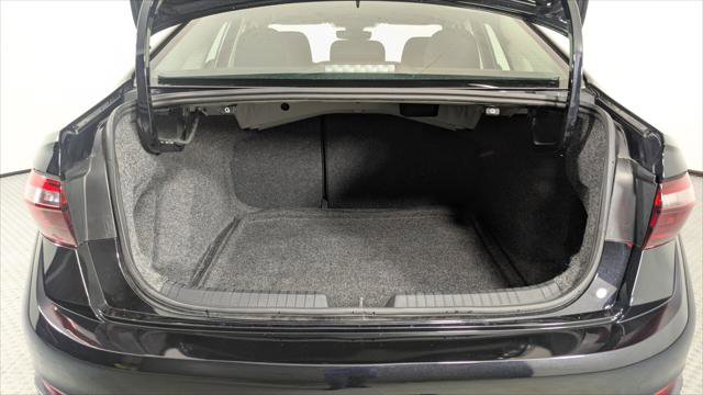 Used 2025 Volkswagen Jetta S image 17