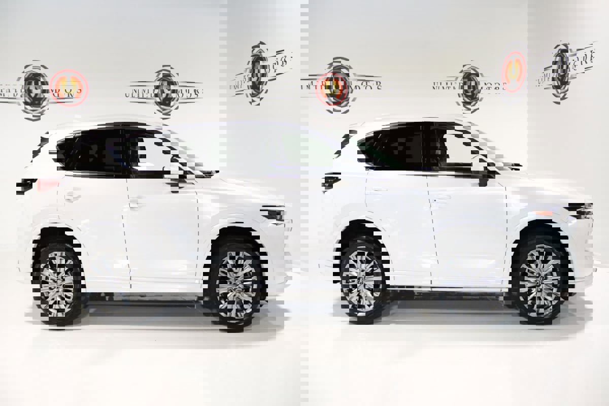 Used 2023 MAZDA CX-5 Signature image 33