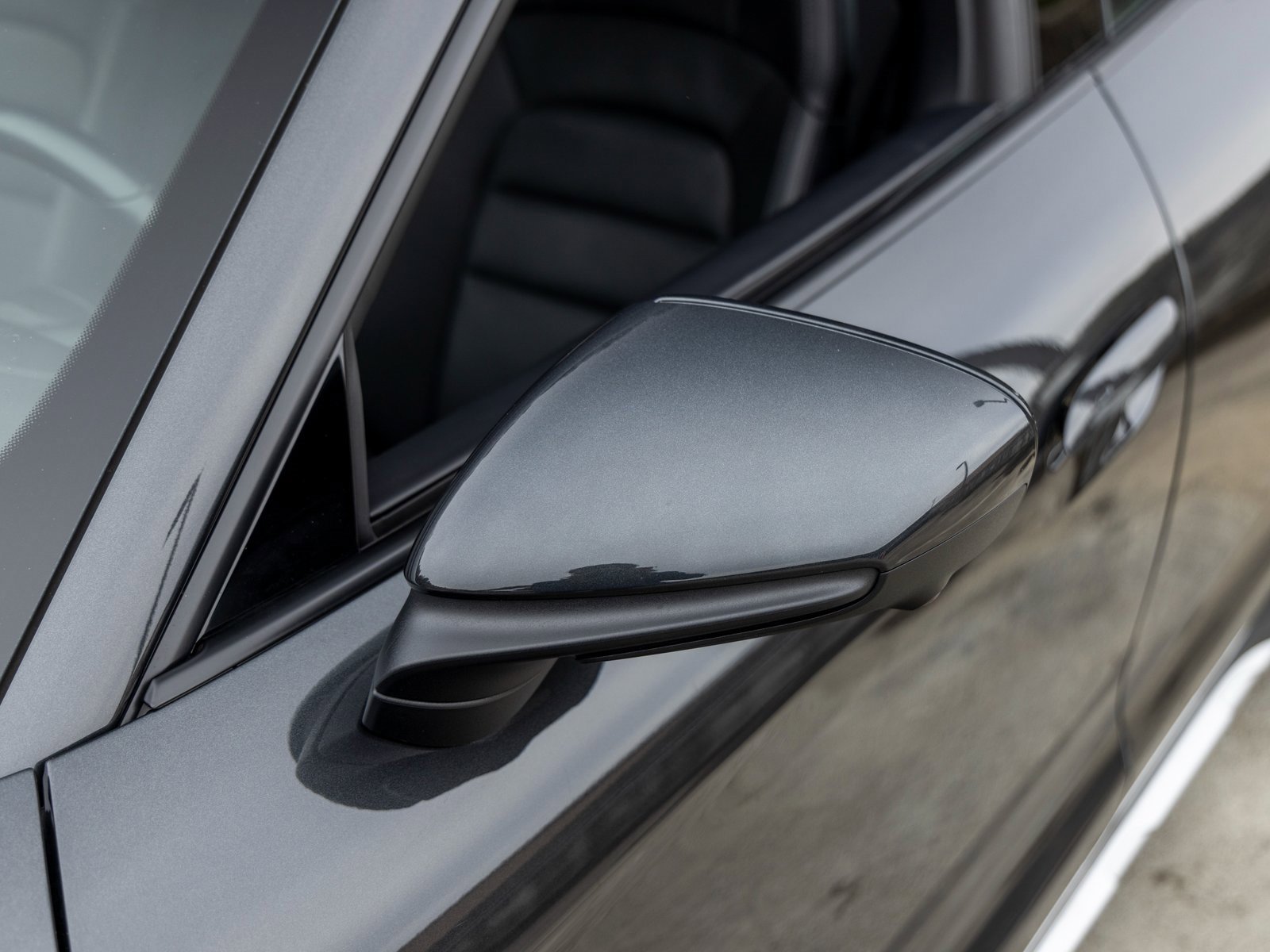 Certified 2023 Porsche Taycan 4 Cross Turismo image 17