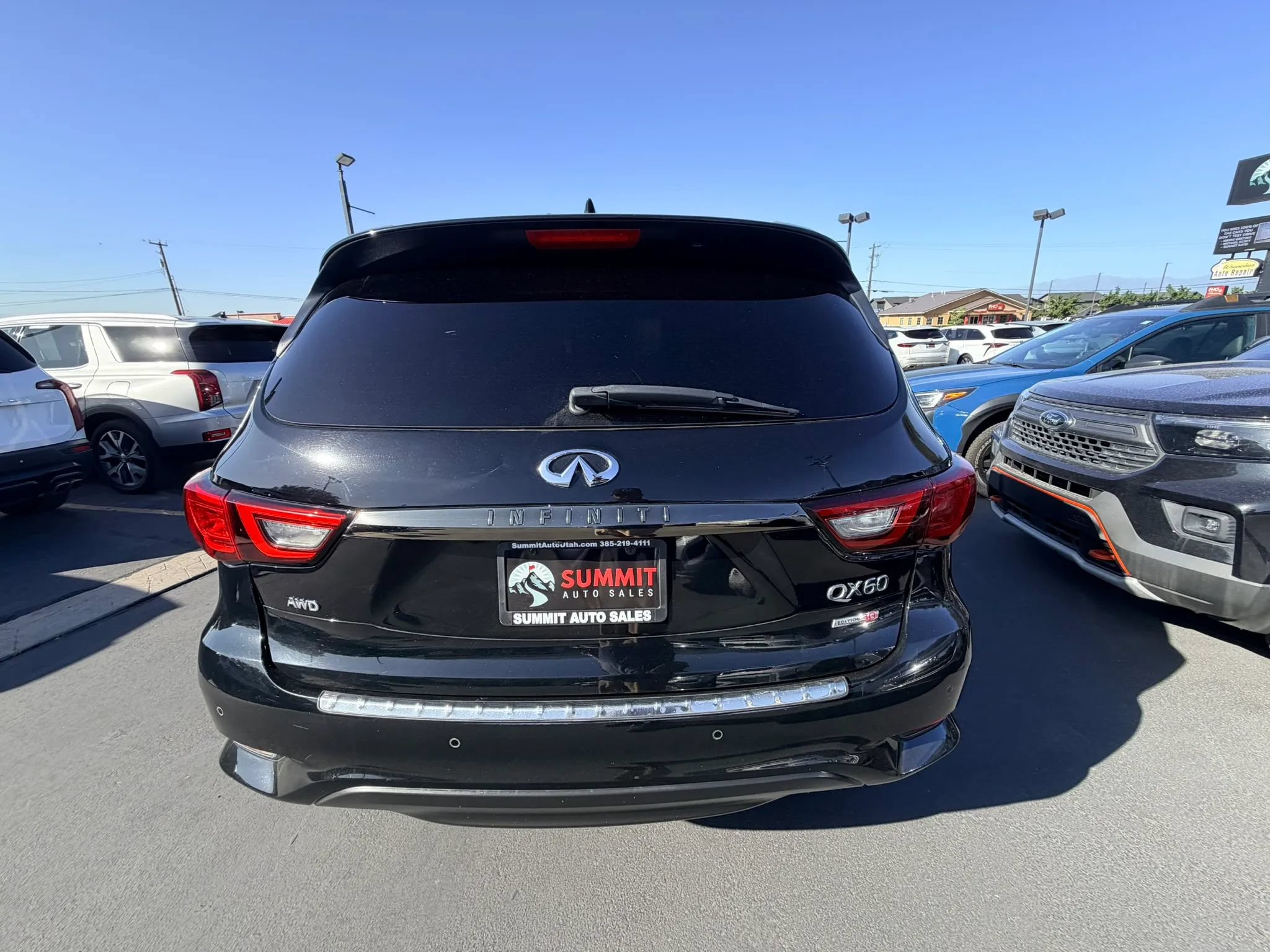 Used 2020 INFINITI QX60 Luxe w/ Edition 30 Essential Package AWD/4WD image 5