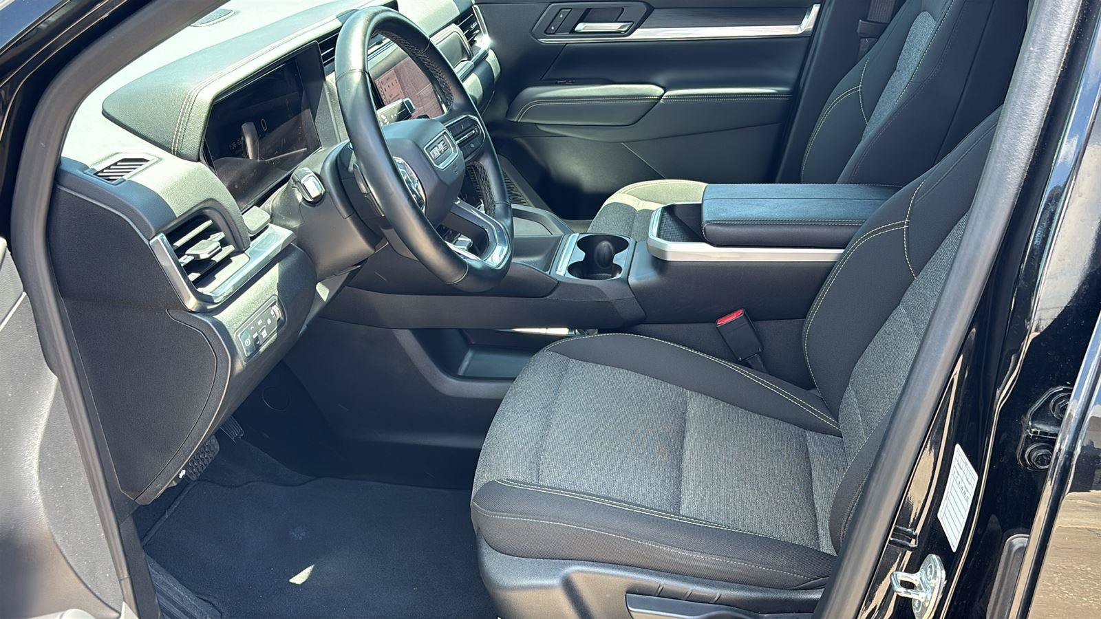 Certified 2025 GMC Terrain Elevation AWD/4WD image 13