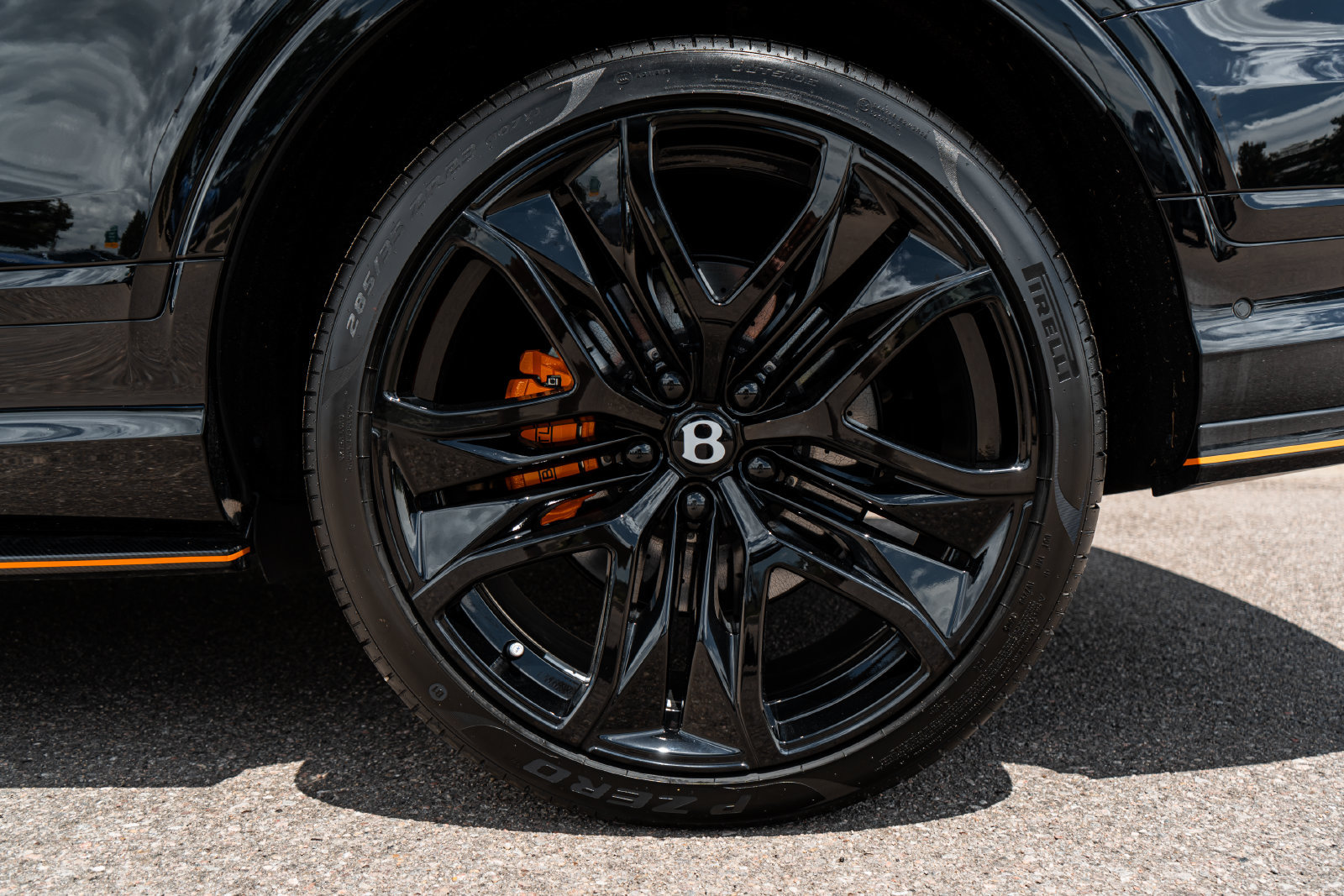 Certified 2026 Bentley Bentayga Speed AWD/4WD image 7
