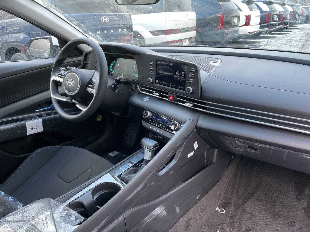New 2026 Hyundai Elantra Blue image 8