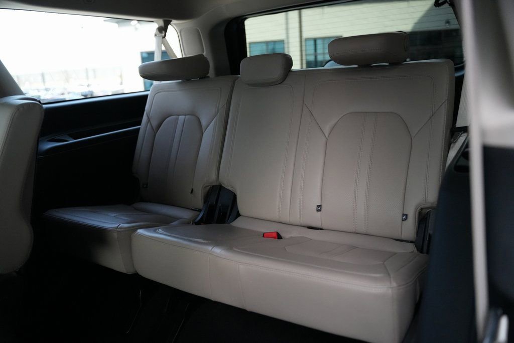 Used 2024 Ford Expedition Max Limited image 47