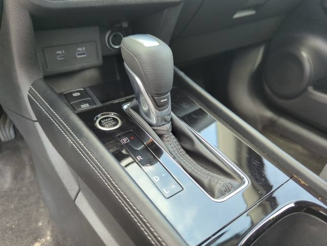 Certified 2023 Nissan Kicks SV FWD image 39