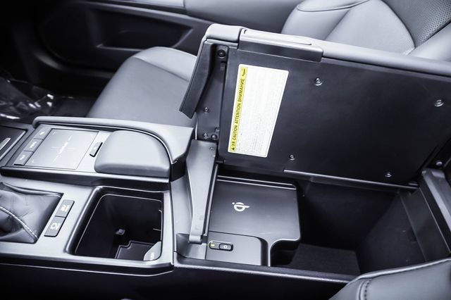 Used 2021 Lexus ES 300h w/ Premium Package FWD image 18